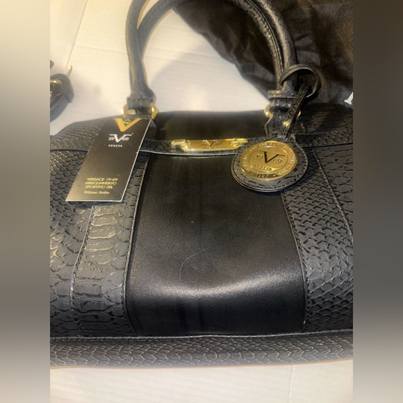 Versace 1968 willow tote nwt and shoulder strap too dust bag! - Picture 15 of 16